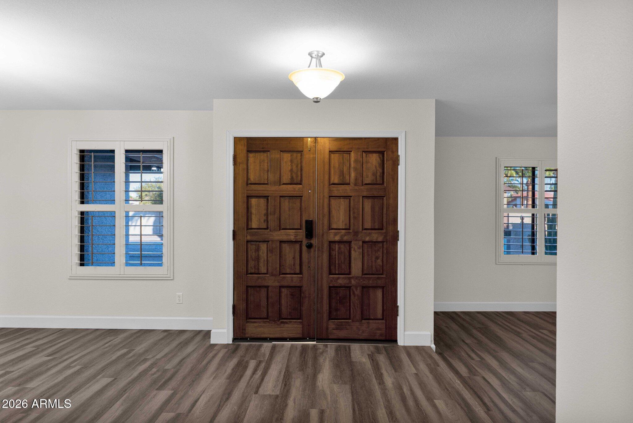 603 W STRAFORD Drive