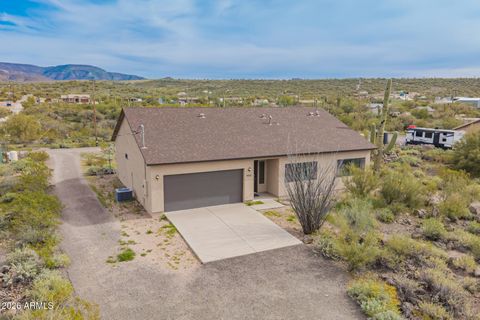 49112 N 3RD Avenue New River AZ 85087