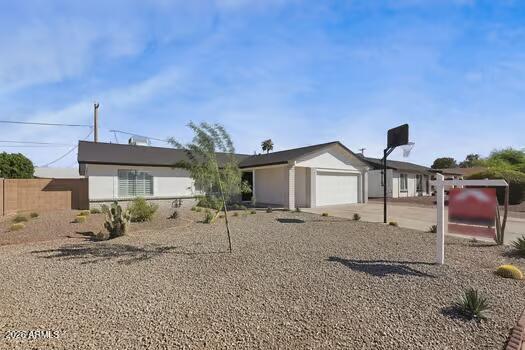 4218 W Grisworld Road