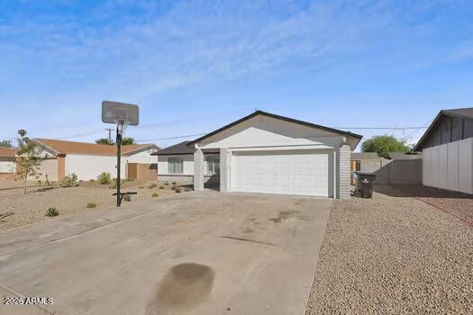 4218 W Grisworld Road