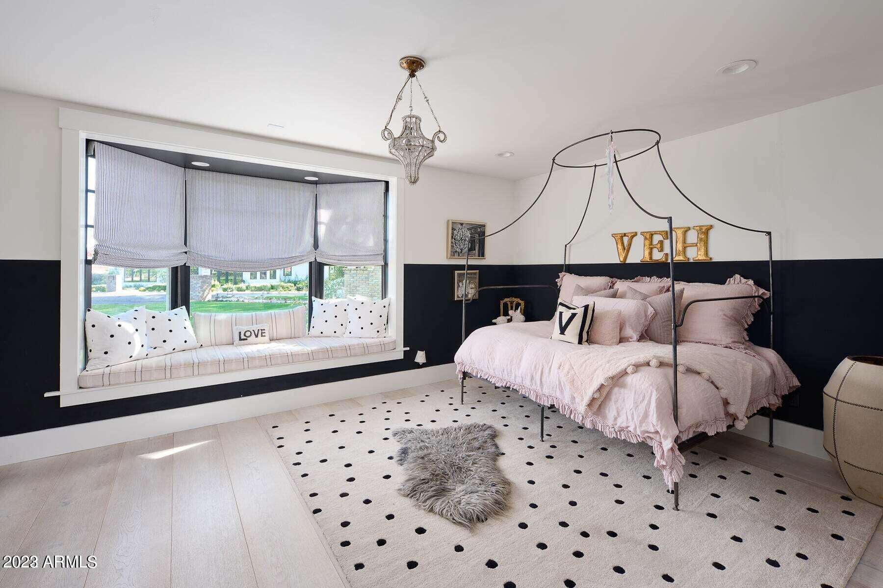 LAFAYETTE VILLA 4 - Residential