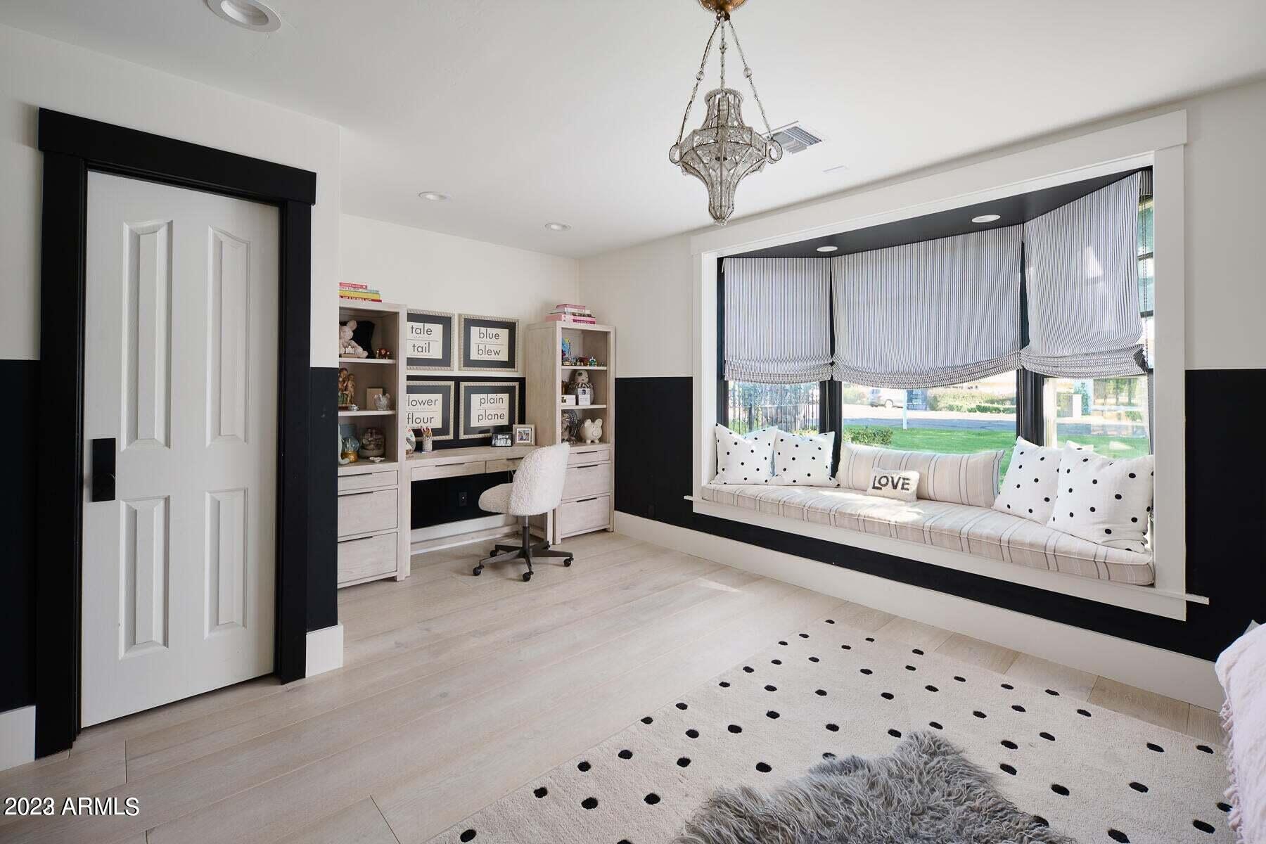 LAFAYETTE VILLA 4 - Residential