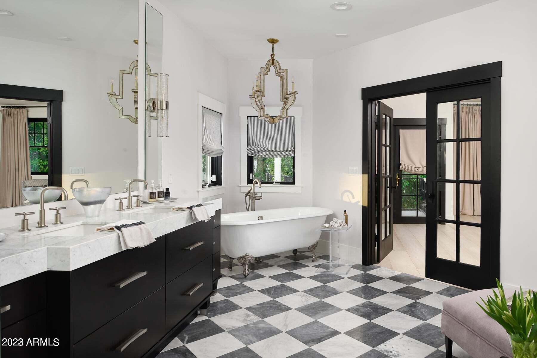LAFAYETTE VILLA 4 - Residential