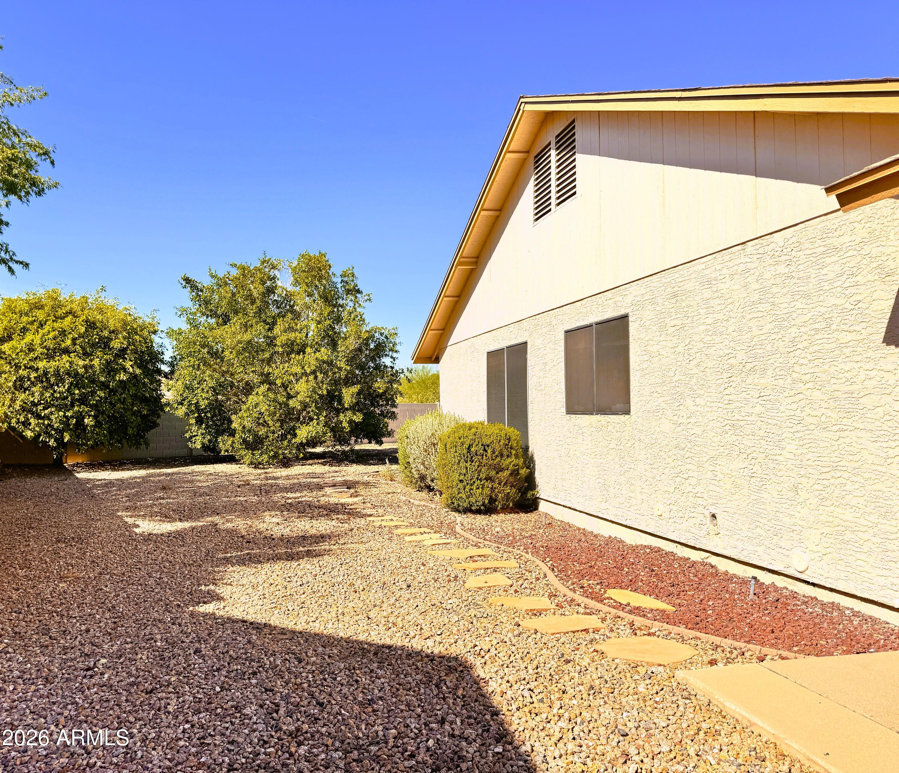 9845 W RIMROCK Drive