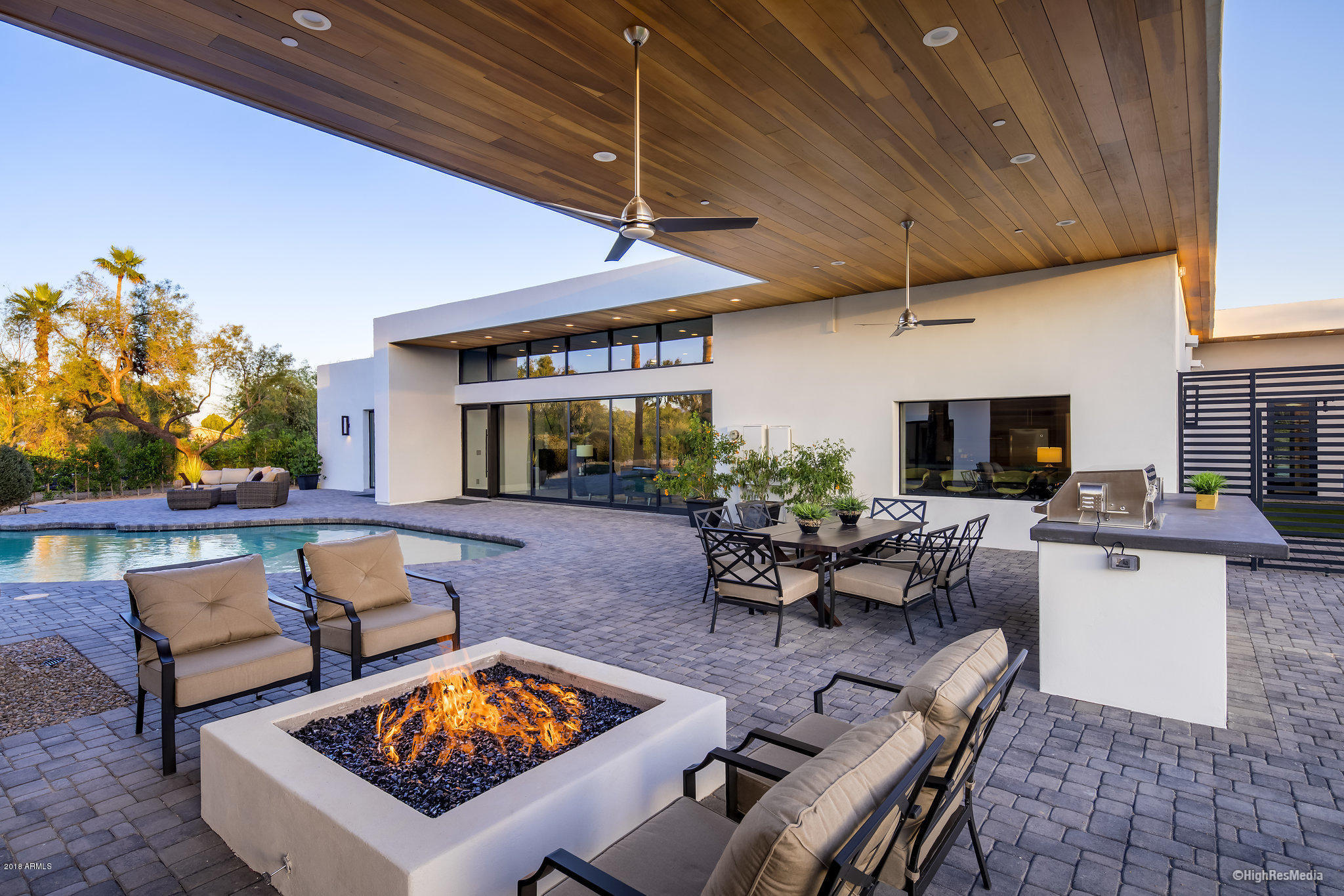 RANCHOS CHIQUITO - Residential
