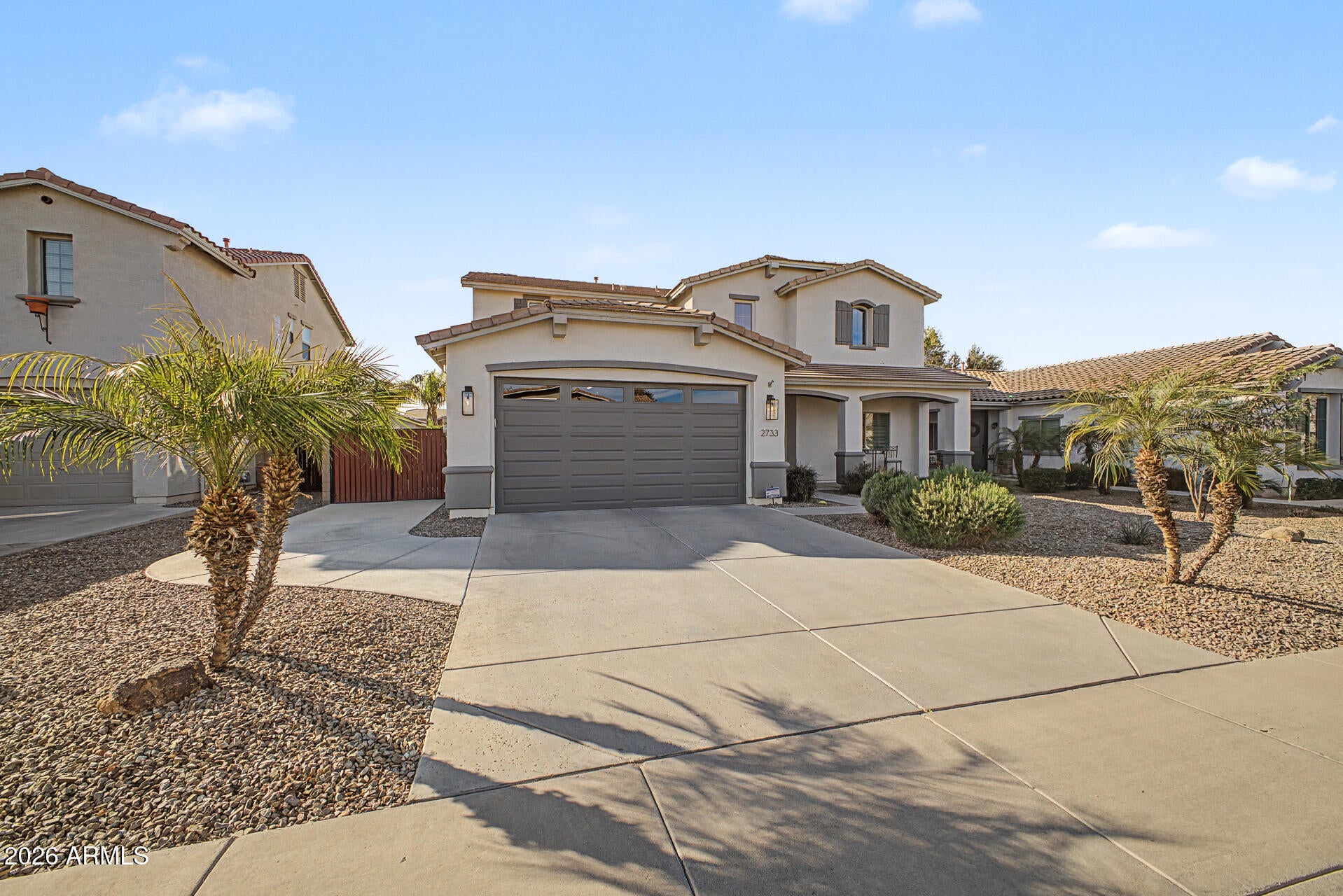 2733 E RAKESTRAW Lane