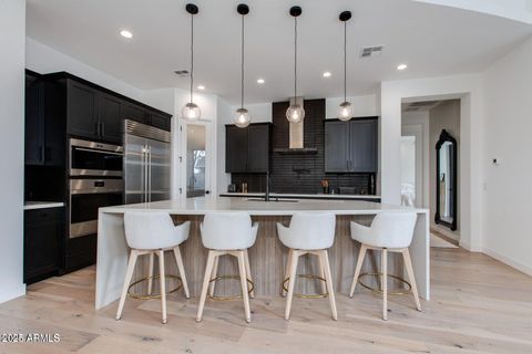 100 W Northern Avenue 17 Phoenix AZ 85021