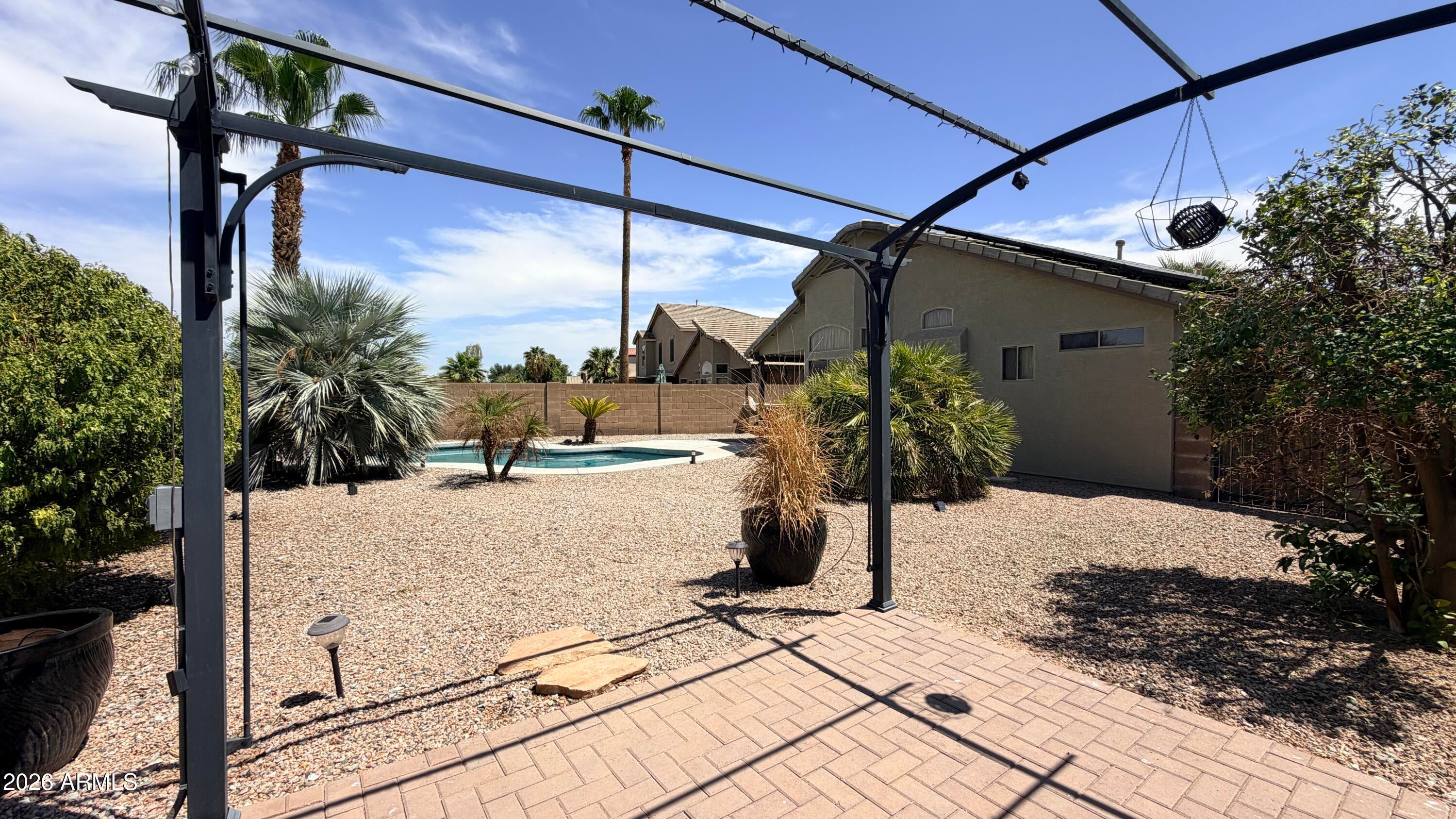 43036 W ANNE Lane
