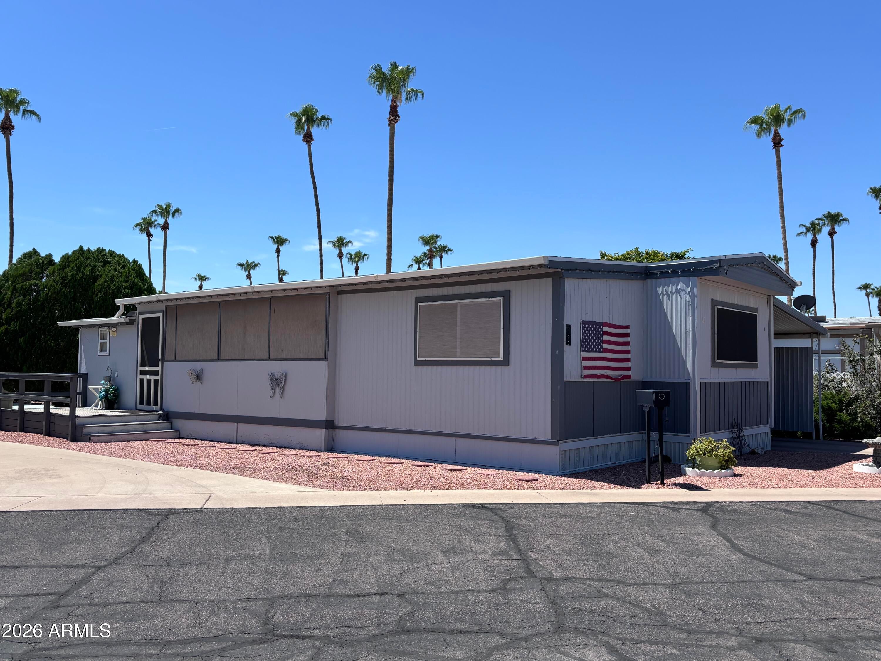 4065 E UNIVERSITY Drive 313