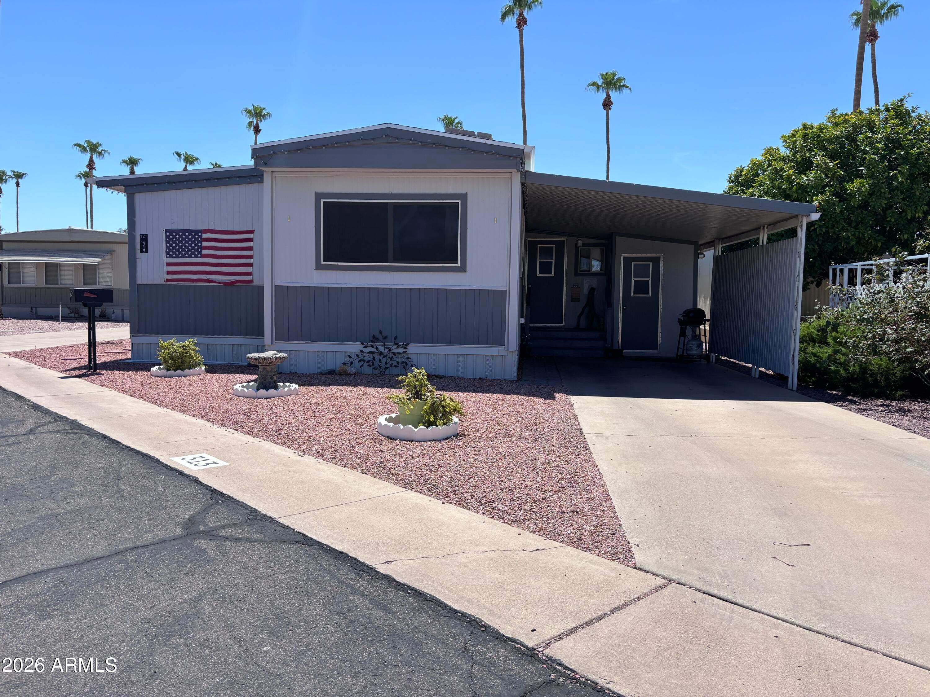 4065 E UNIVERSITY Drive 313