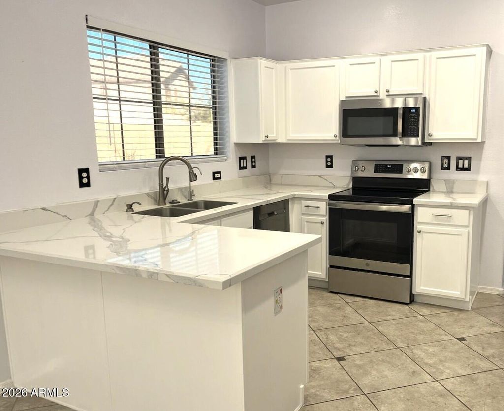 Photo of 40800 N Apollo Way, Anthem, AZ 85086 (MLS # 6947700)