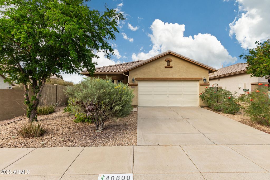 Photo of 40800 N Apollo Way, Anthem, AZ 85086 (MLS # 6947700)