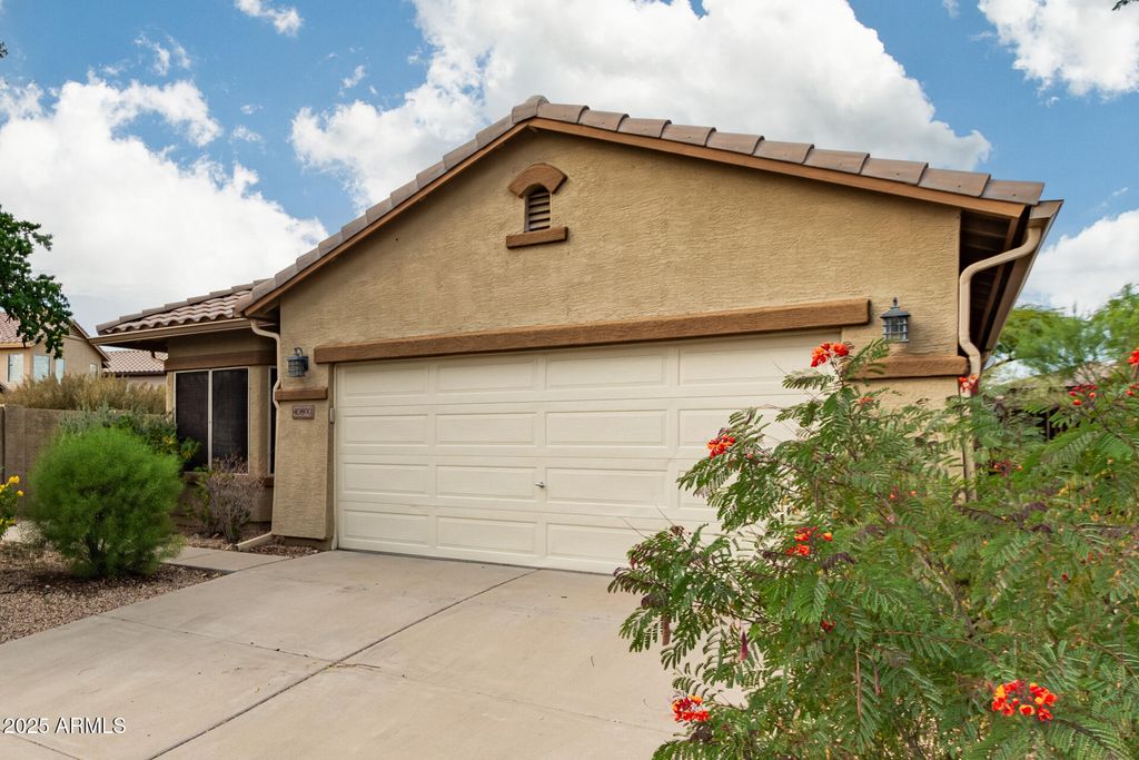 Photo of 40800 N Apollo Way, Anthem, AZ 85086 (MLS # 6947700)