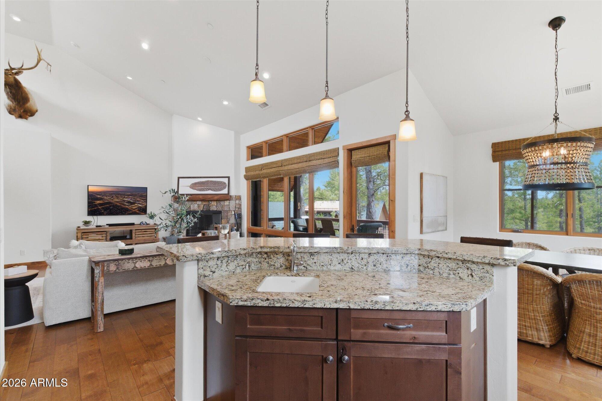 Flagstaff, Arizona, 86005, United States, 4 Bedrooms Bedrooms, ,5 BathroomsBathrooms,Residential,Active,2009813