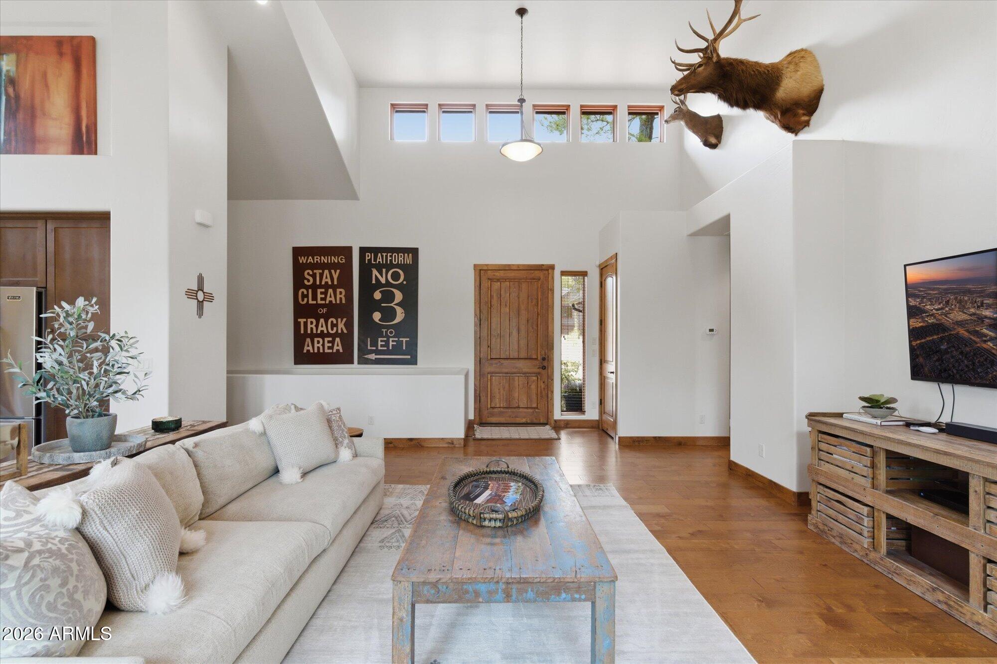 2649 S BLUEBIRD Court