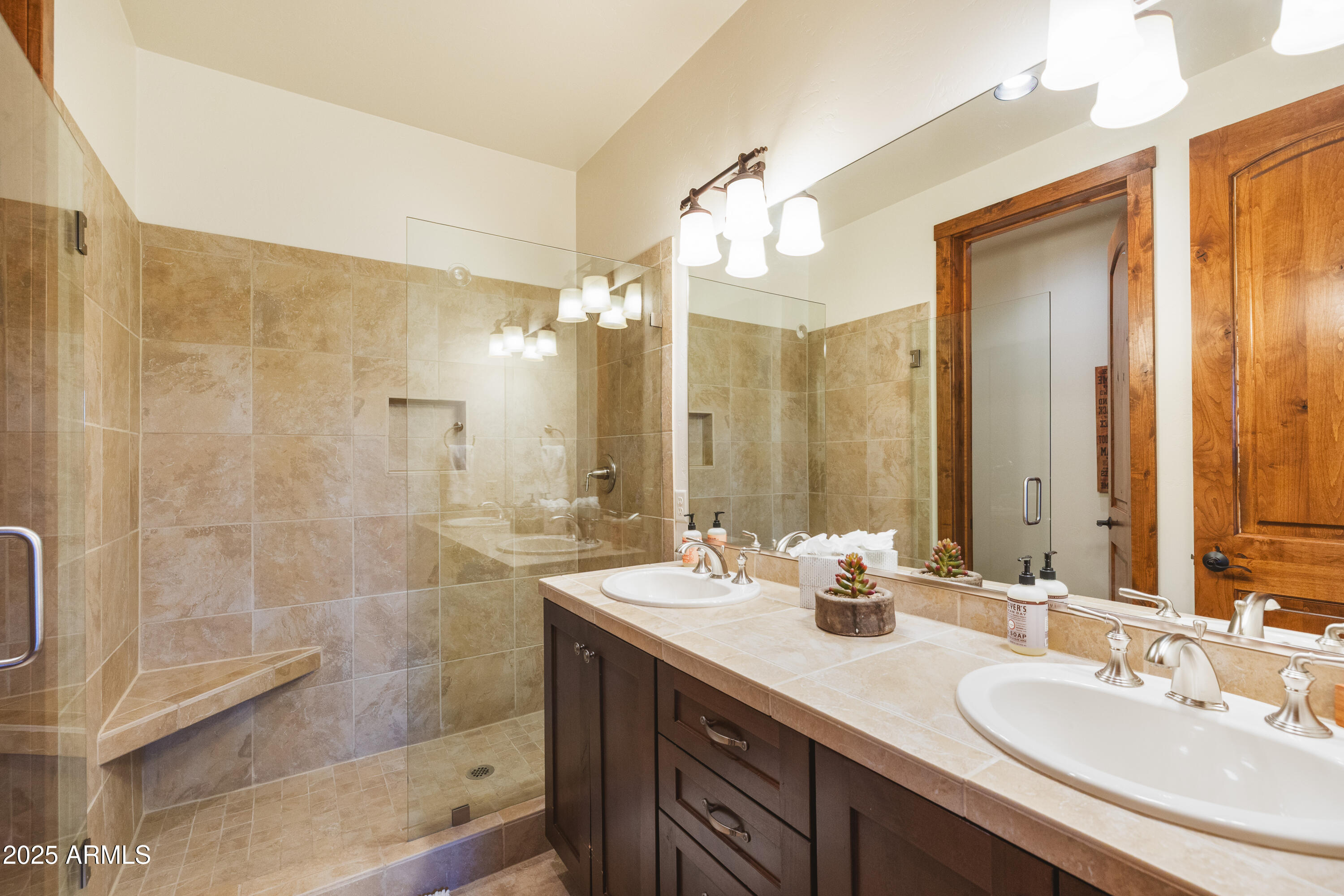 Flagstaff, Arizona, 86005, United States, 4 Bedrooms Bedrooms, ,5 BathroomsBathrooms,Residential,Active,2009813
