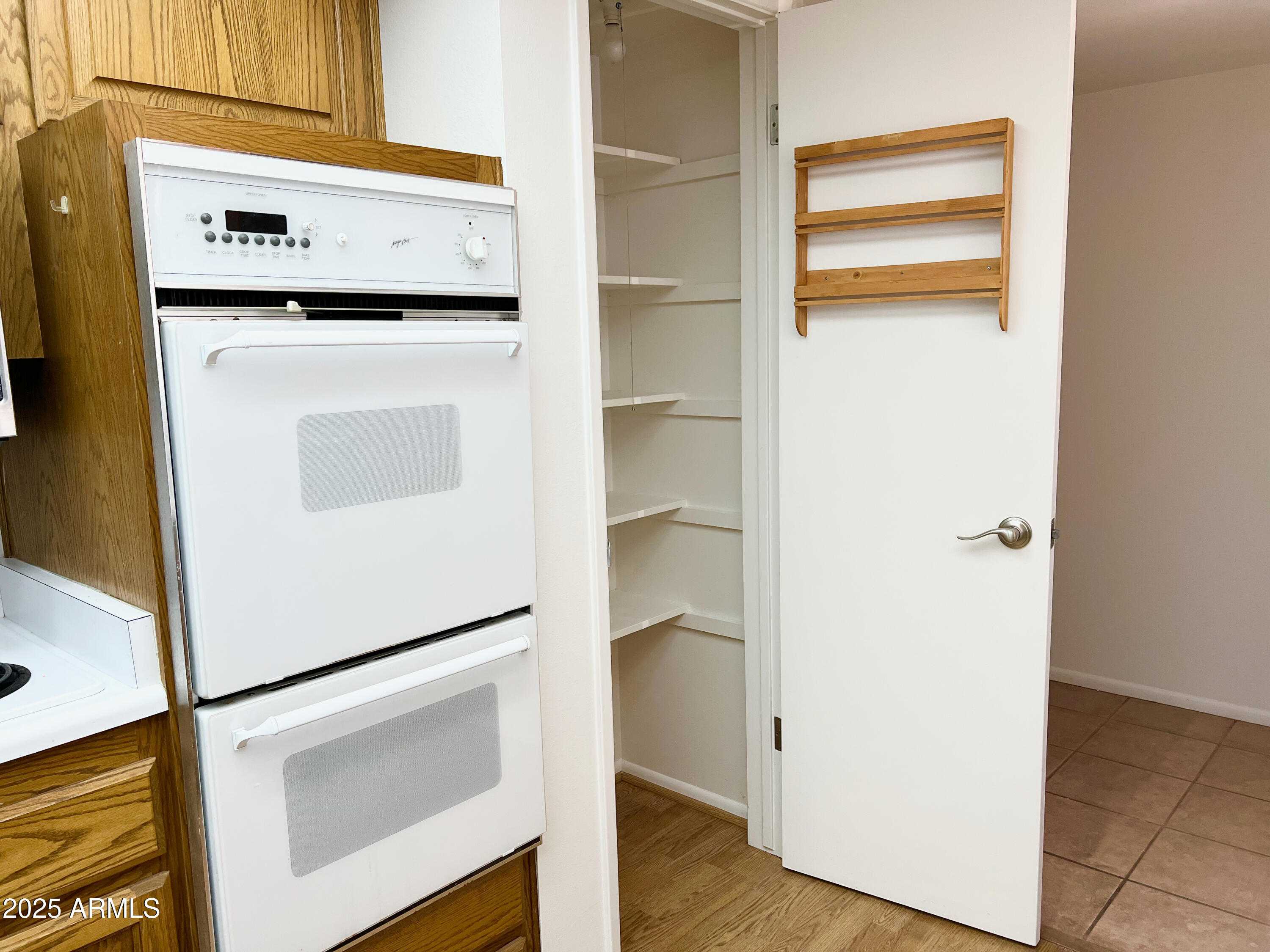 10509 W TROPICANA Circle