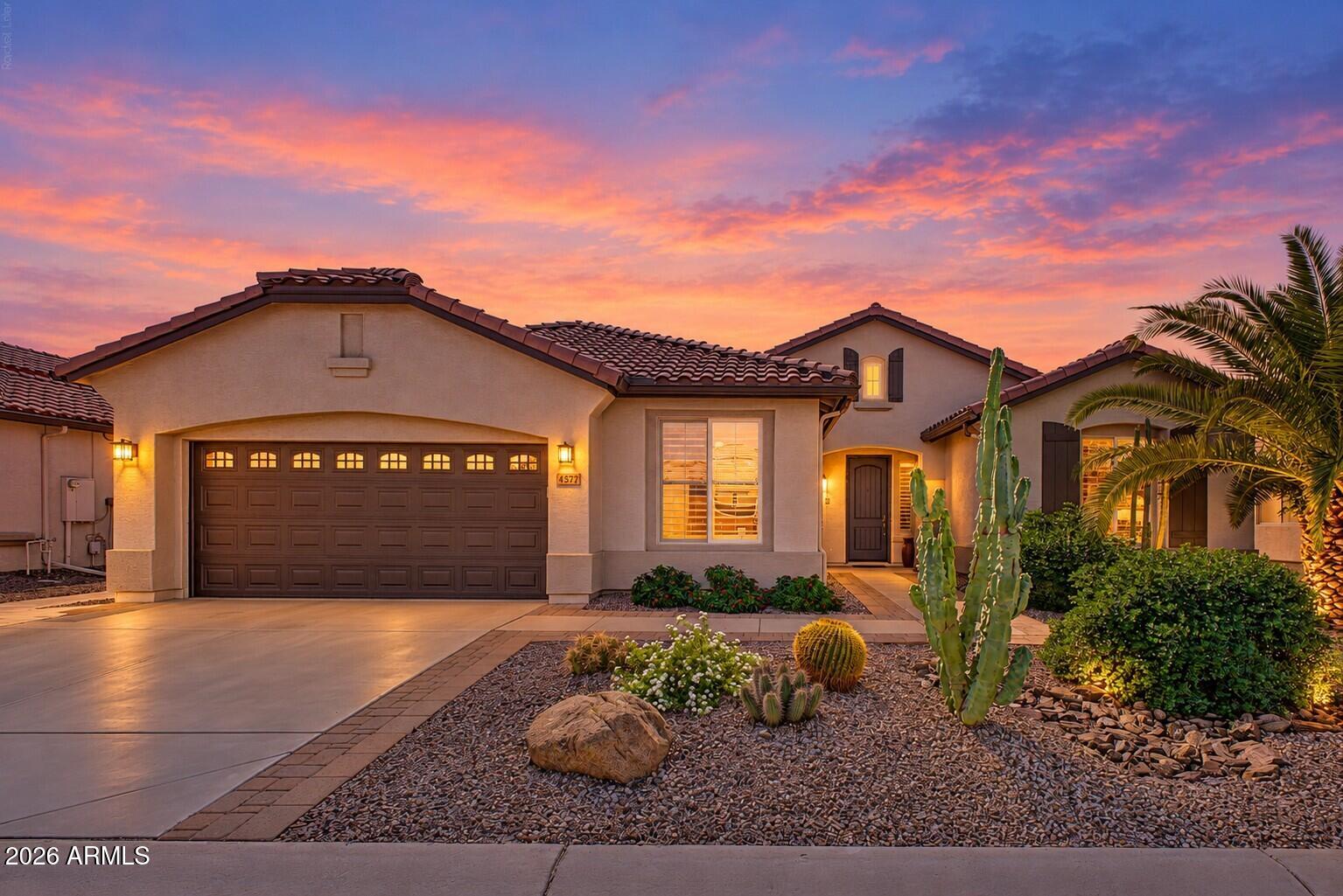 4577 W PUEBLO Drive