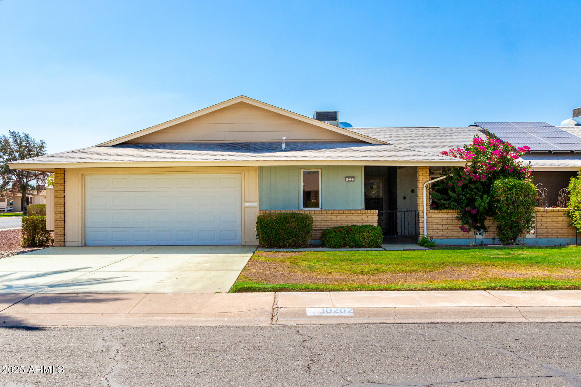 10202 N 105th Drive