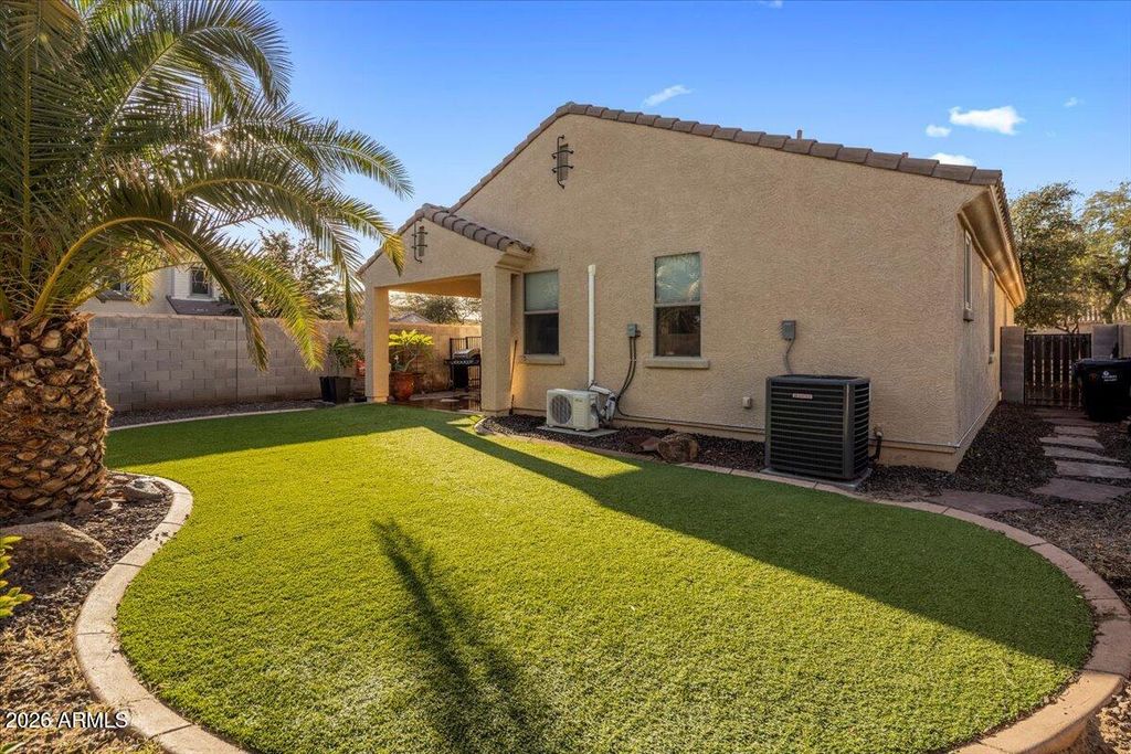Photo of 4516 E Santa Fe Lane, Gilbert, AZ 85297 (MLS # 6988685)