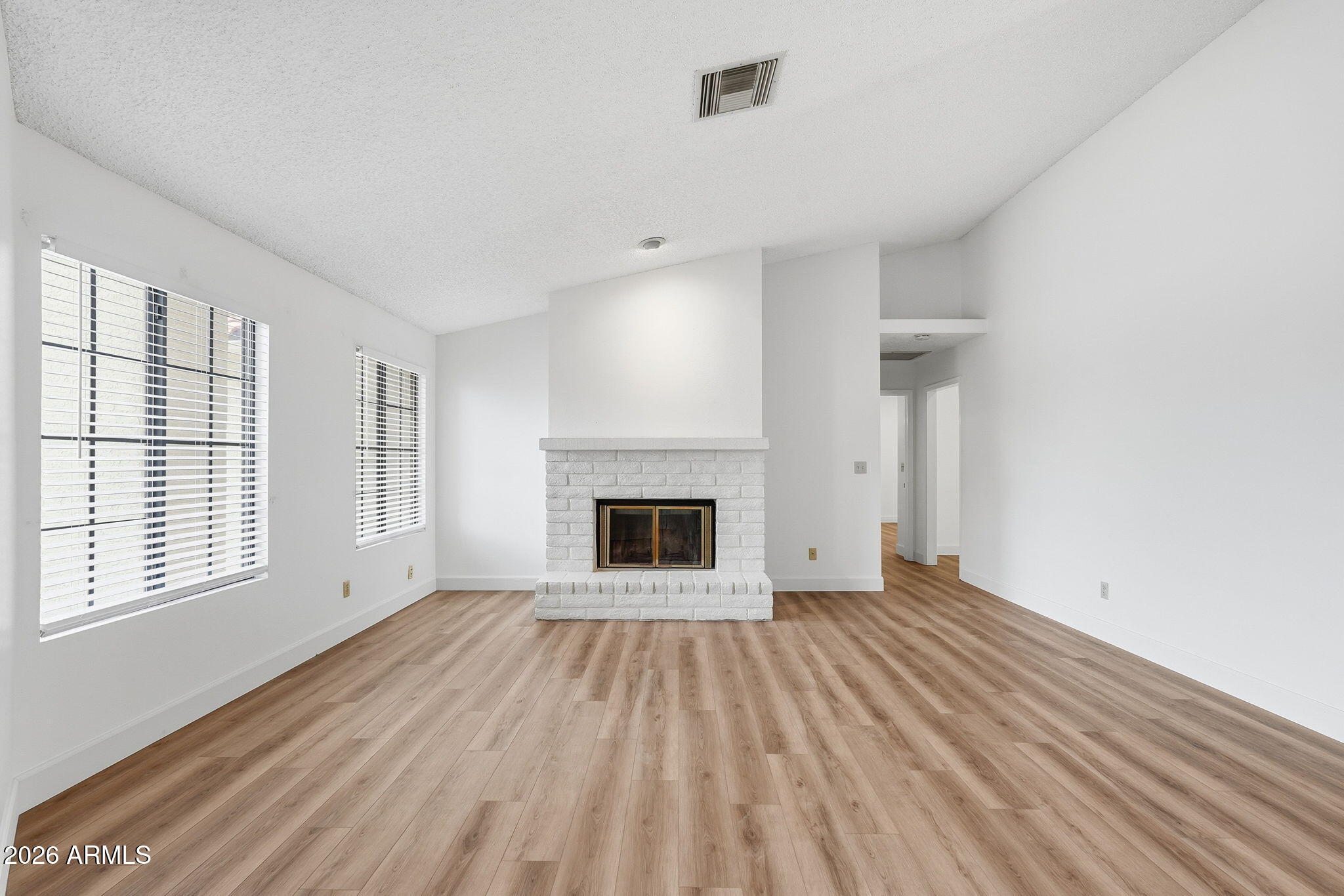 2399 LEISURE WORLD --