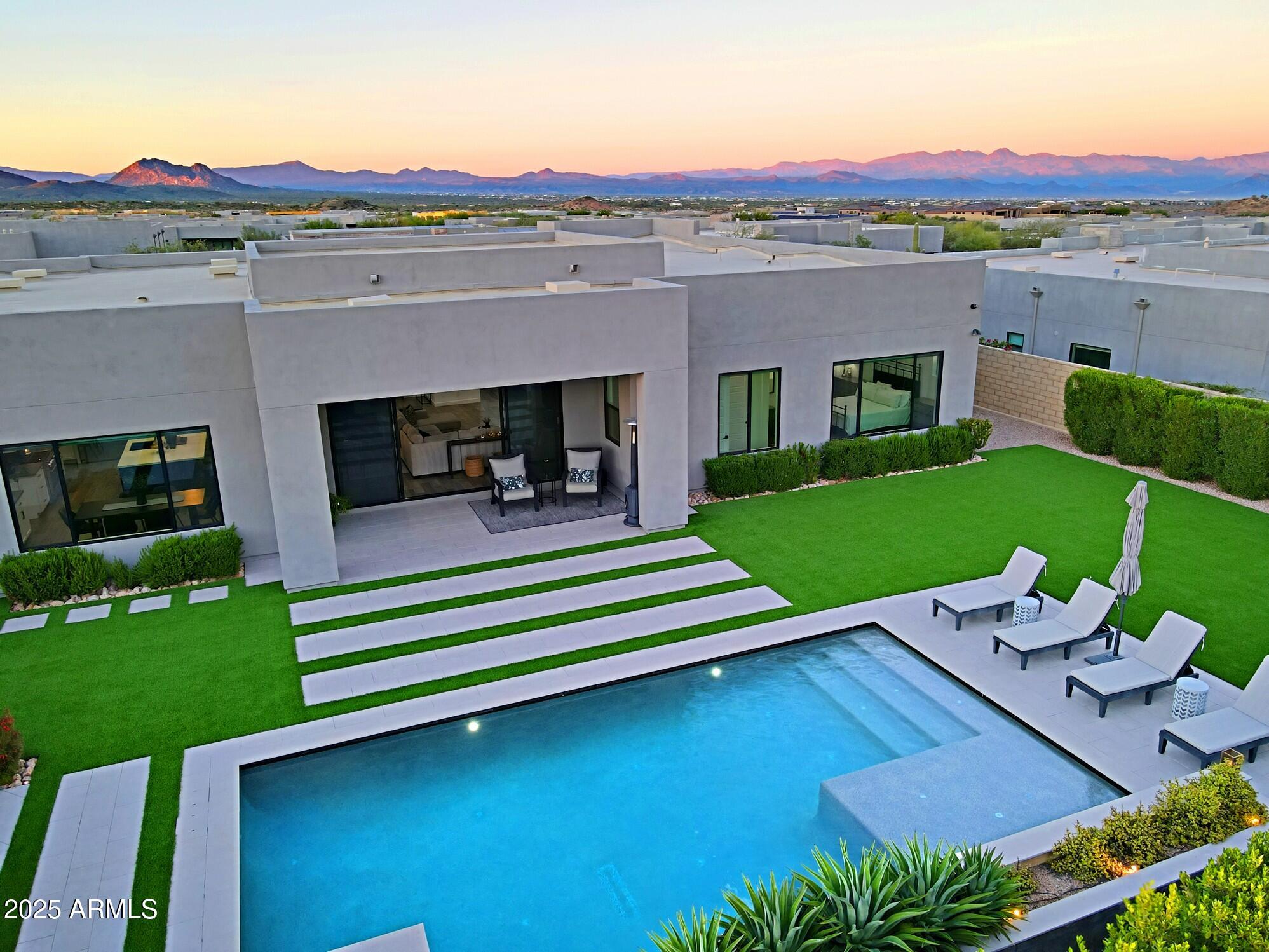 13049 E JUAN TABO Road