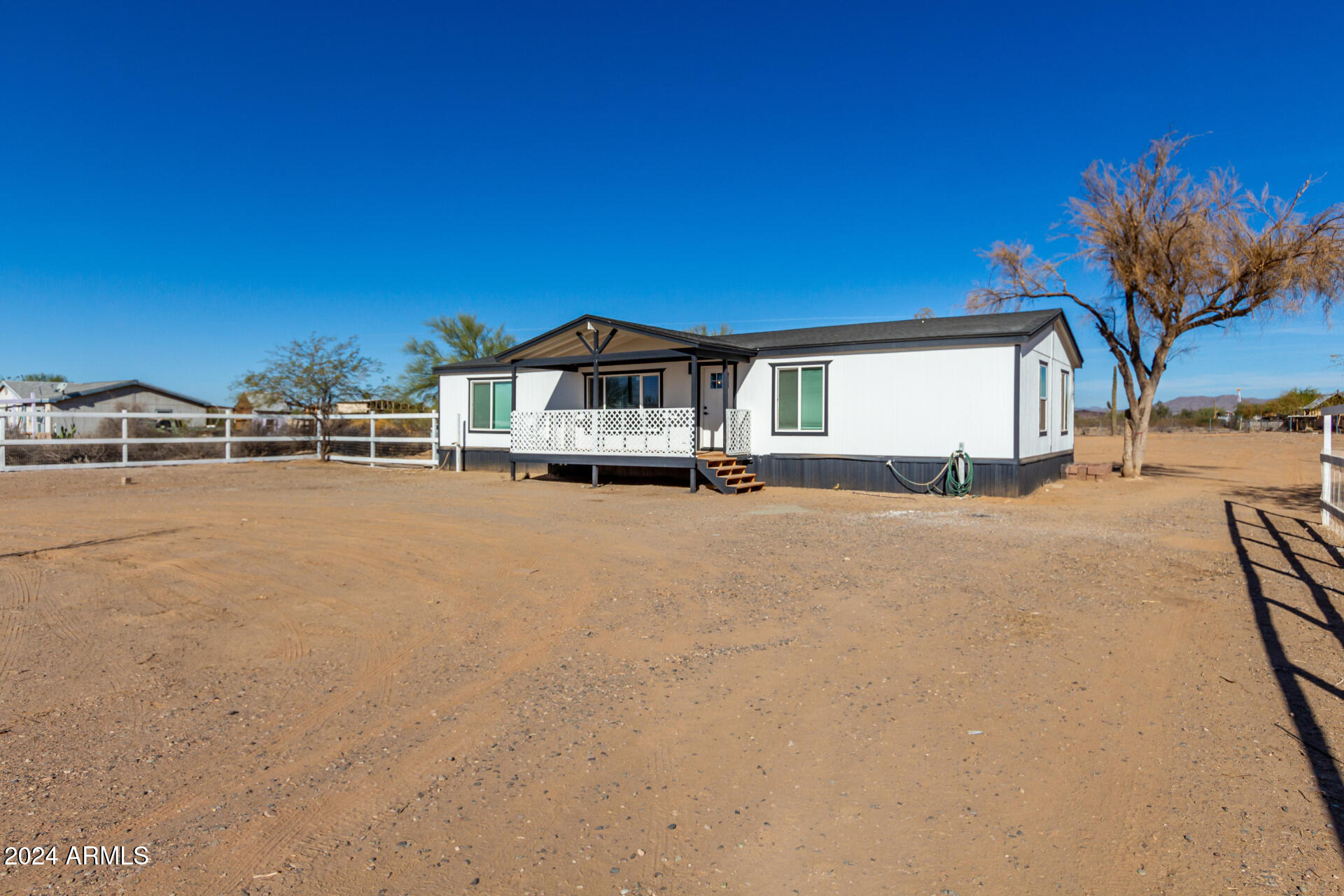 15718 W REMUDA Drive
