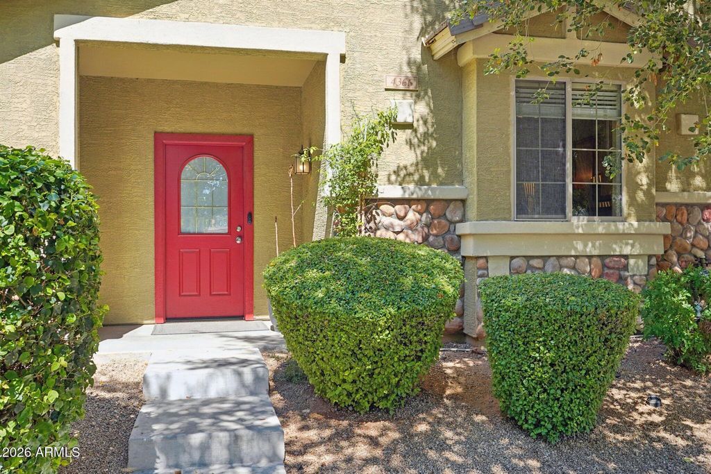 Photo of 4366 E Rosemonte Drive, Phoenix, AZ 85050 (MLS # 6998602)