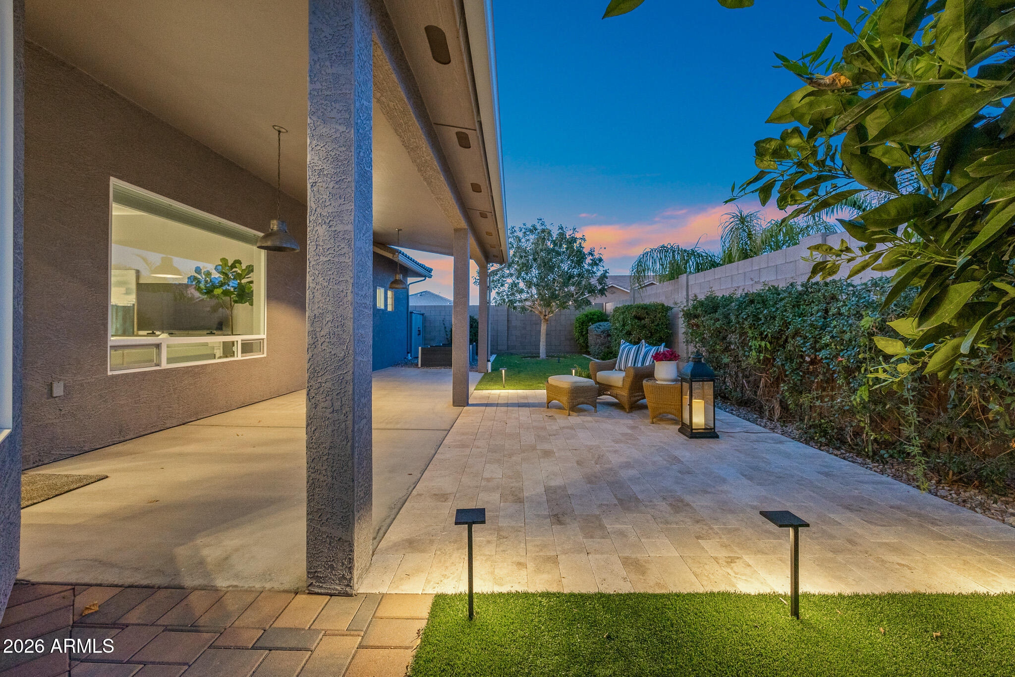 3041 S LINDENWOOD Circle