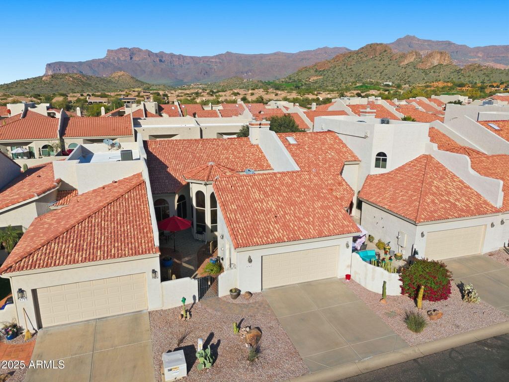 Photo of 8762 E Sandtrap Court, Gold Canyon, AZ 85118 (MLS # 6960004)