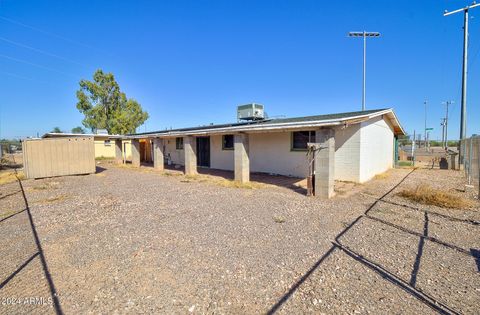 A home in Eloy