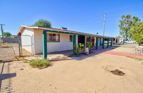 A home in Eloy