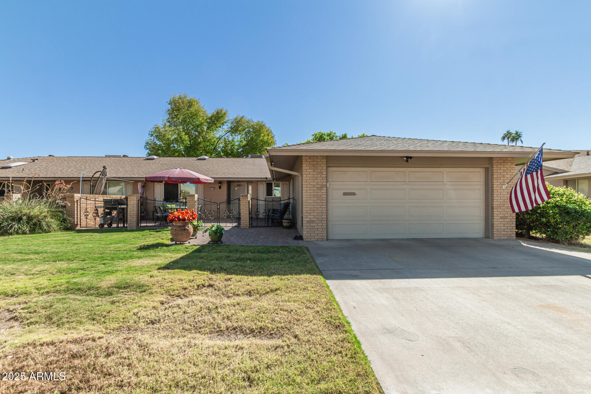 10406 W EL CAPITAN Circle