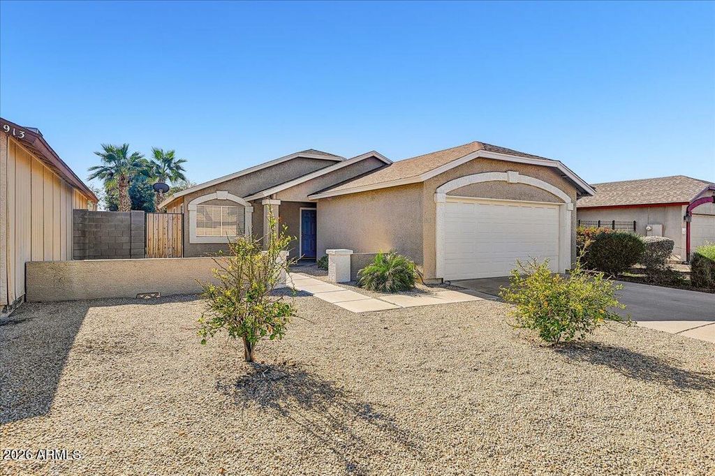 Photo of 6917 W Nicolet Avenue, Glendale, AZ 85303 (MLS # 6976652)