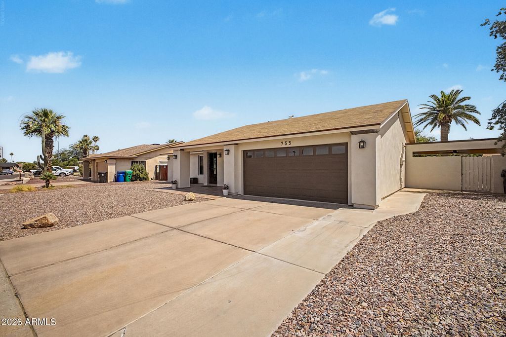 Photo of 755 W Laguna Azul Avenue, Mesa, AZ 85210 (MLS # 7041182)