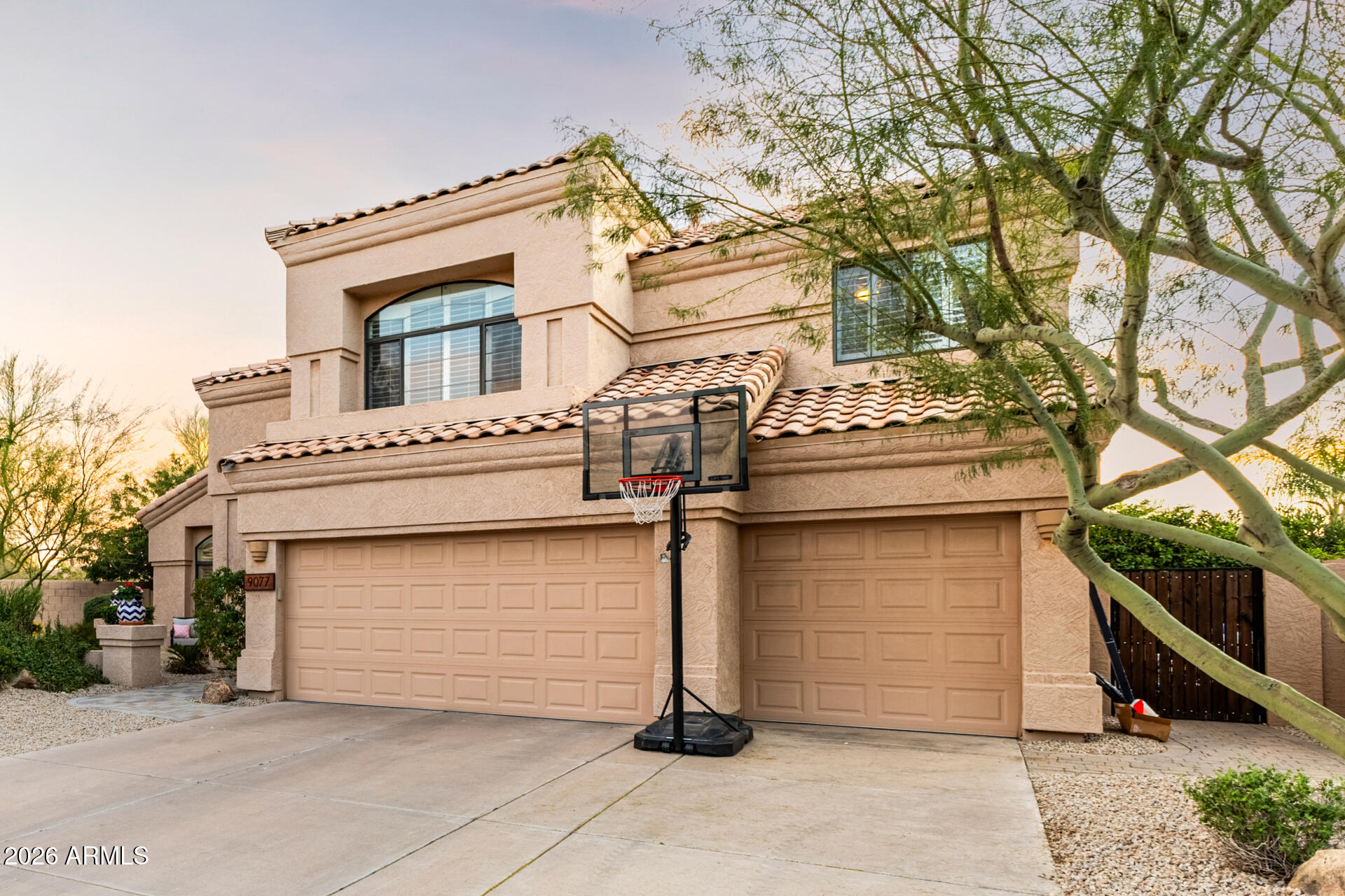 9077 E BUTHERUS Drive