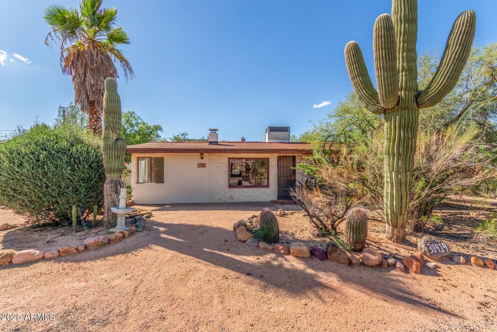 Photo of 38414 N Hazelwood Circle, Cave Creek, AZ 85331 (MLS # 6933380)
