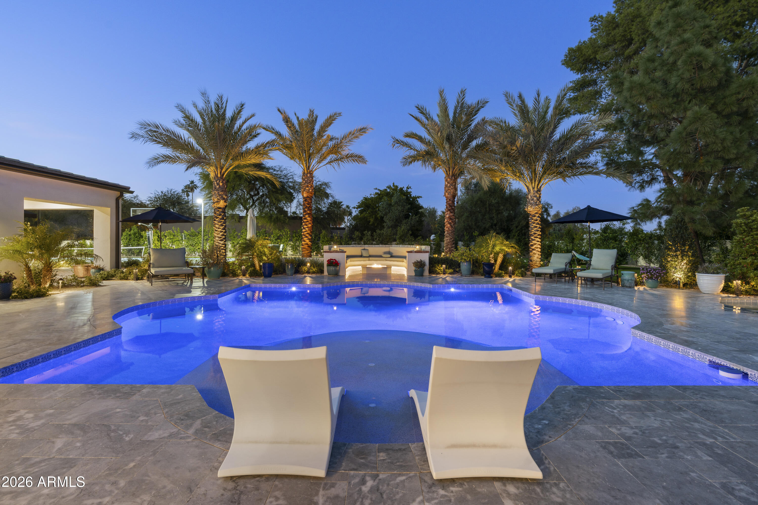 5432 E VIA DEL CIELO --