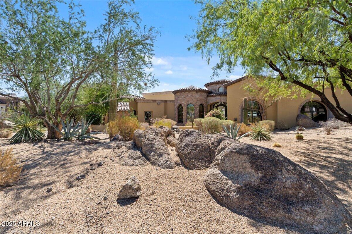 4037 N PINNACLE HILLS Circle