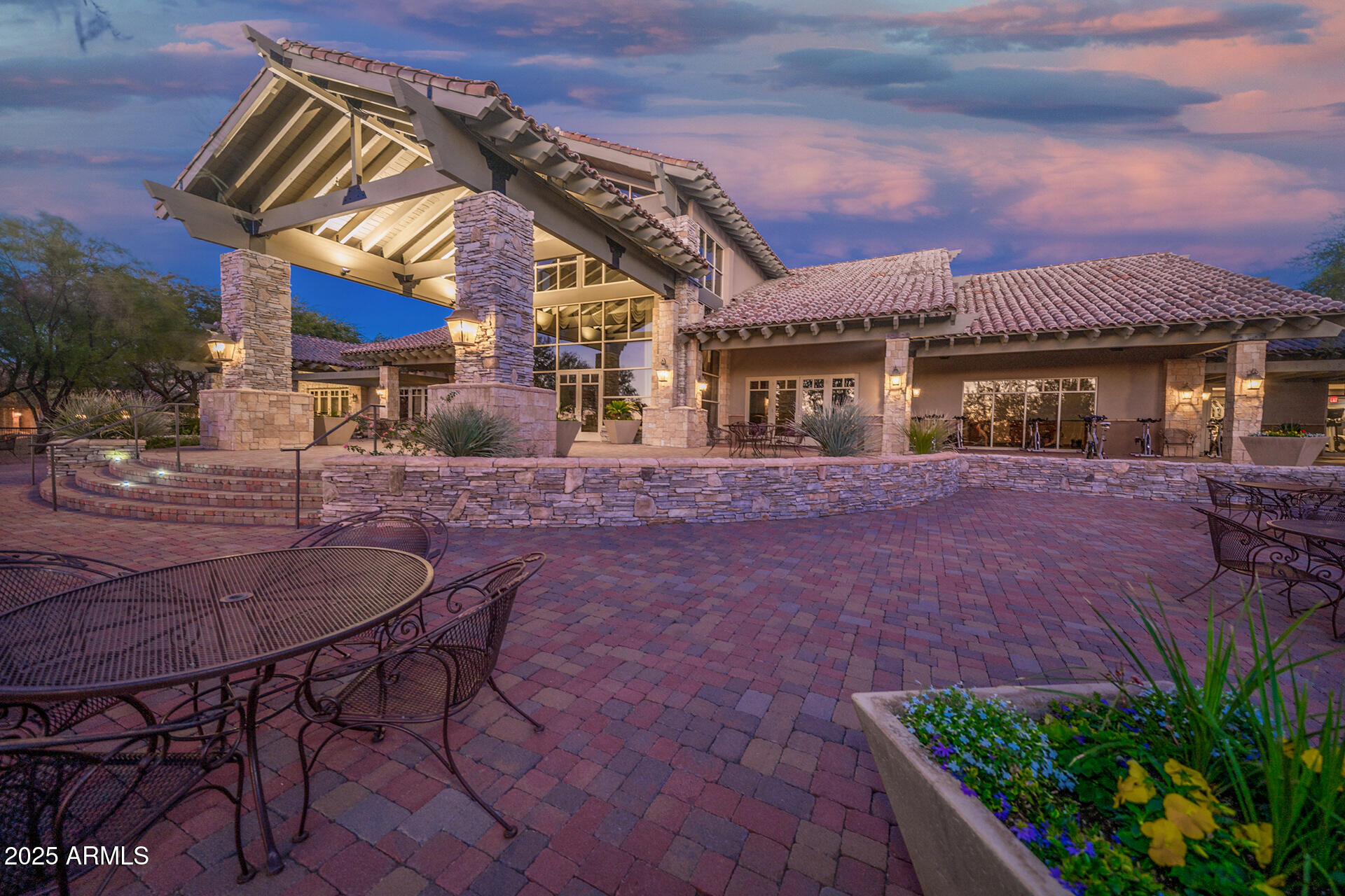 LAS SENDAS - Residential