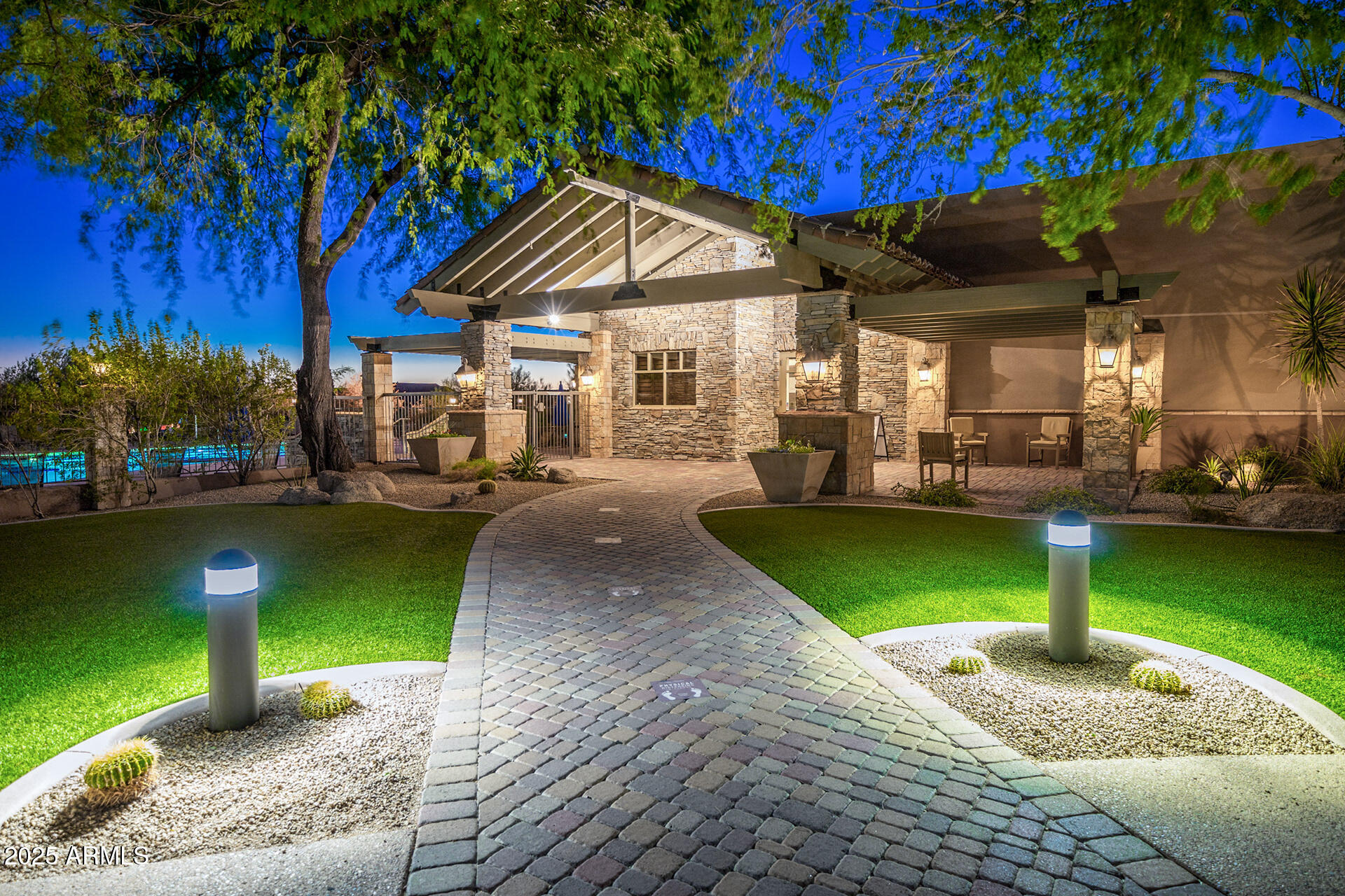 LAS SENDAS - Residential