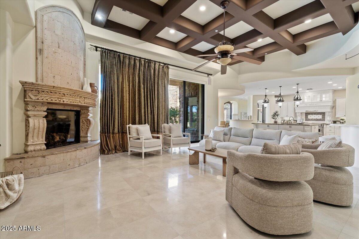 LAS SENDAS - Residential