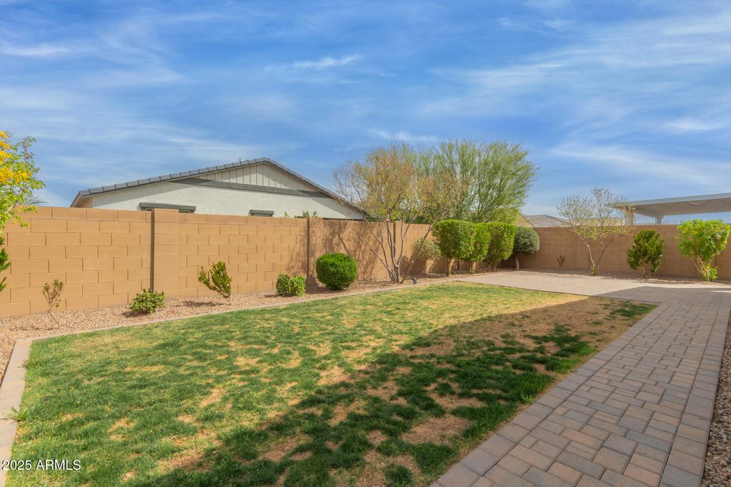 listing image 44