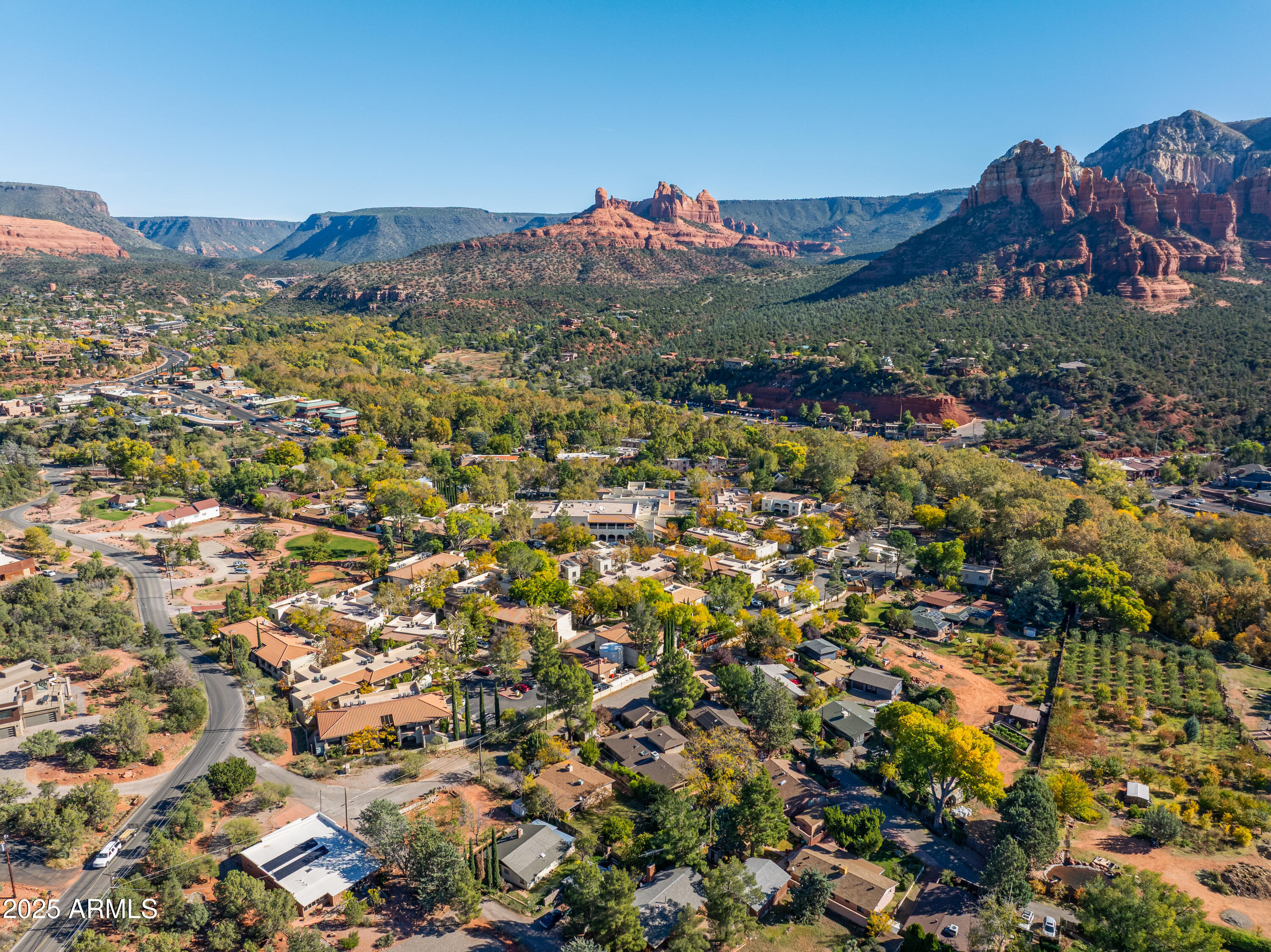 08.02 - SIERRA VISTA-MOUNTAIN VILLAS-CHIMNEY FLATS-ORCHARDS-HARTS V- JUNIPER HILLS - BRADLEY YAVAP - Residential