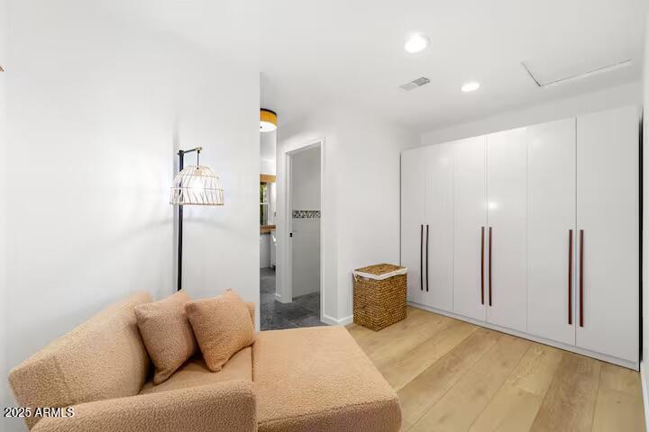 08.02 - SIERRA VISTA-MOUNTAIN VILLAS-CHIMNEY FLATS-ORCHARDS-HARTS V- JUNIPER HILLS - BRADLEY YAVAP - Residential