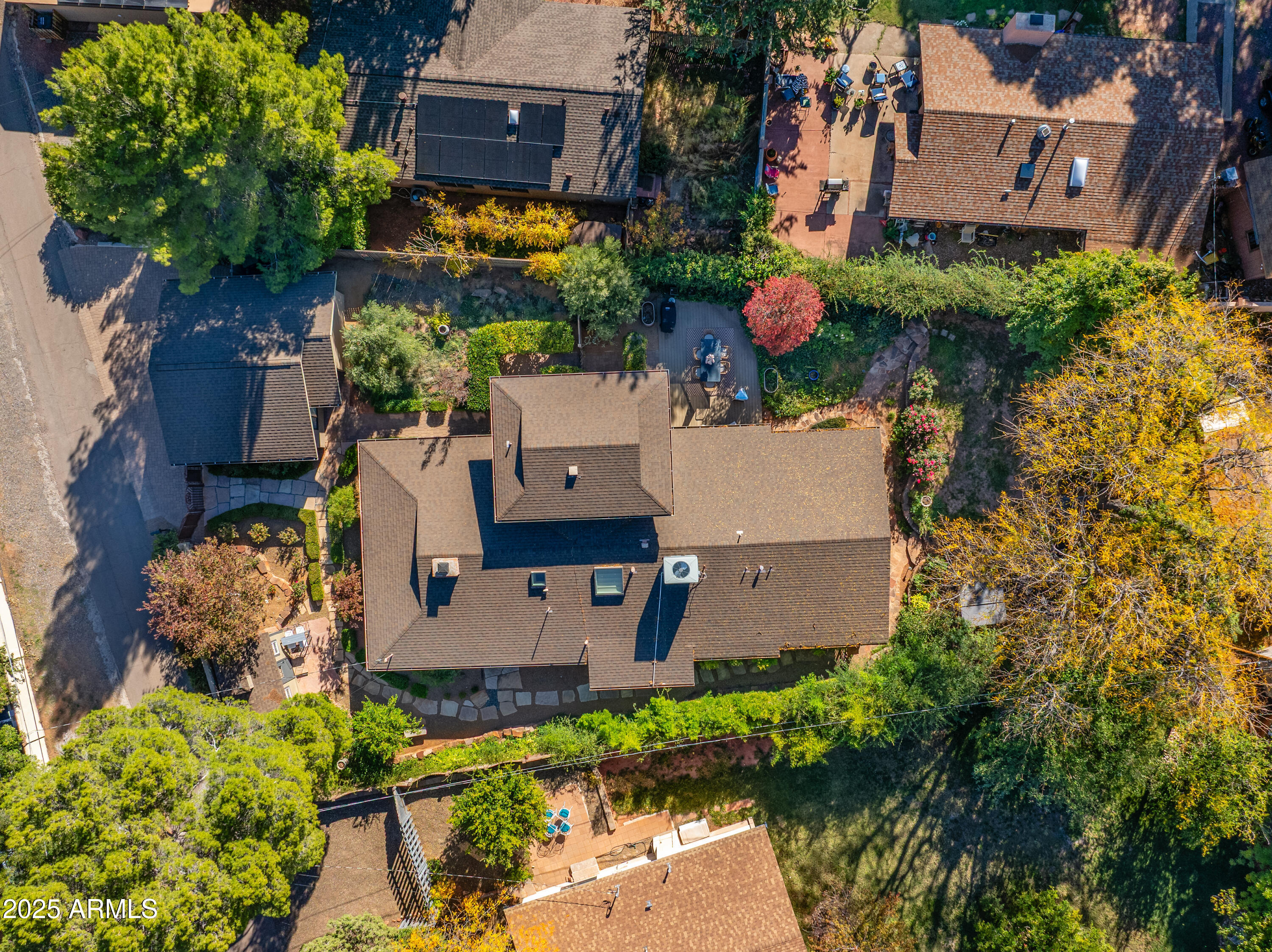 08.02 - SIERRA VISTA-MOUNTAIN VILLAS-CHIMNEY FLATS-ORCHARDS-HARTS V- JUNIPER HILLS - BRADLEY YAVAP - Residential