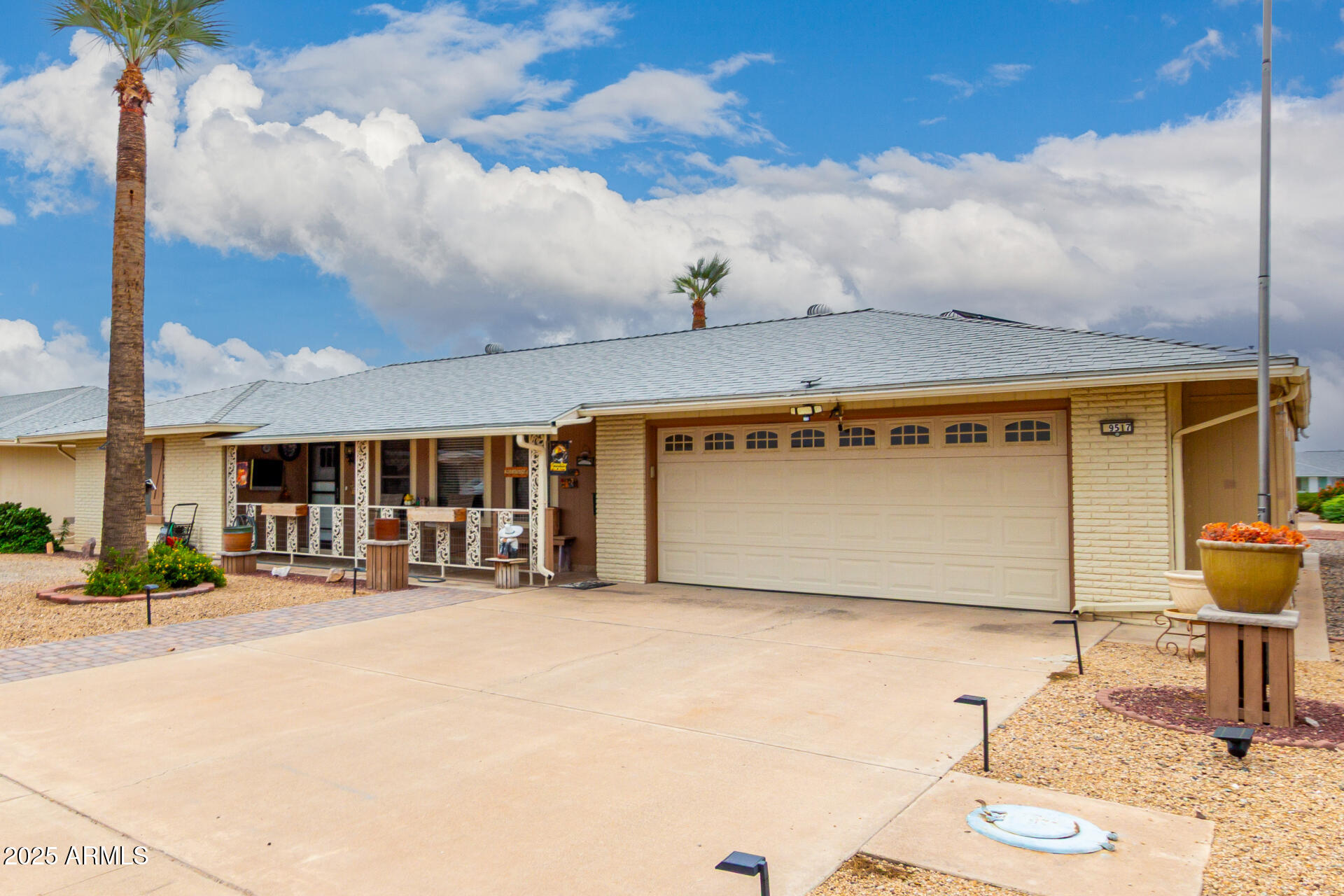 9517 W INDIAN HILLS Drive