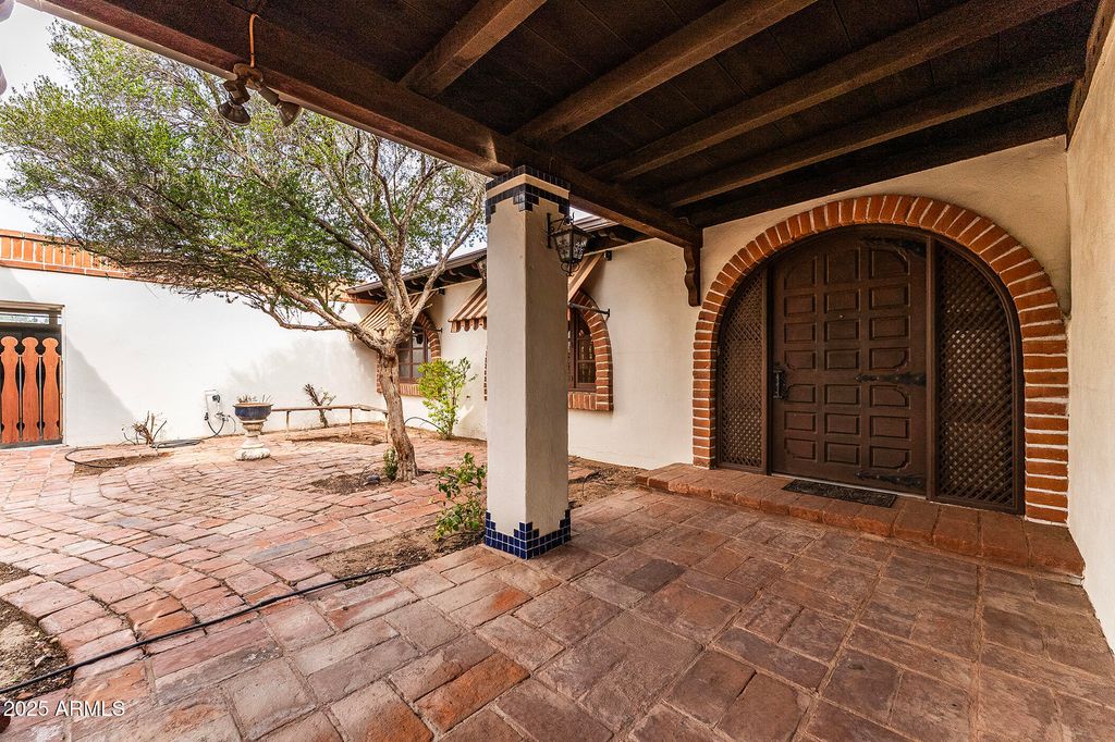 Photo of 440 W Gary Drive, Chandler, AZ 85225 (MLS # 6922429)