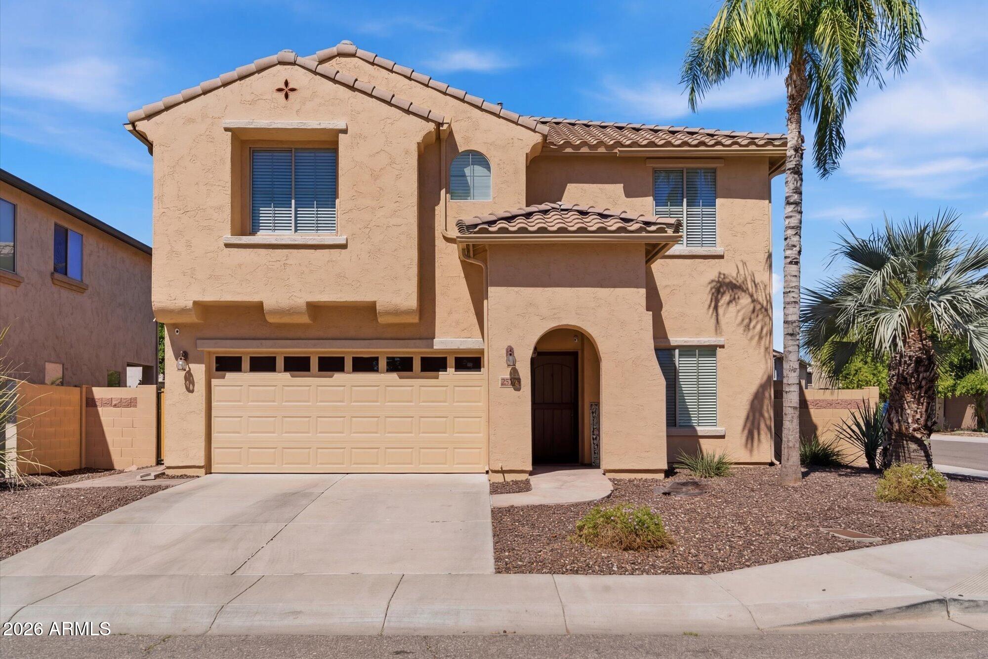 2518 W DESERT VISTA Trail