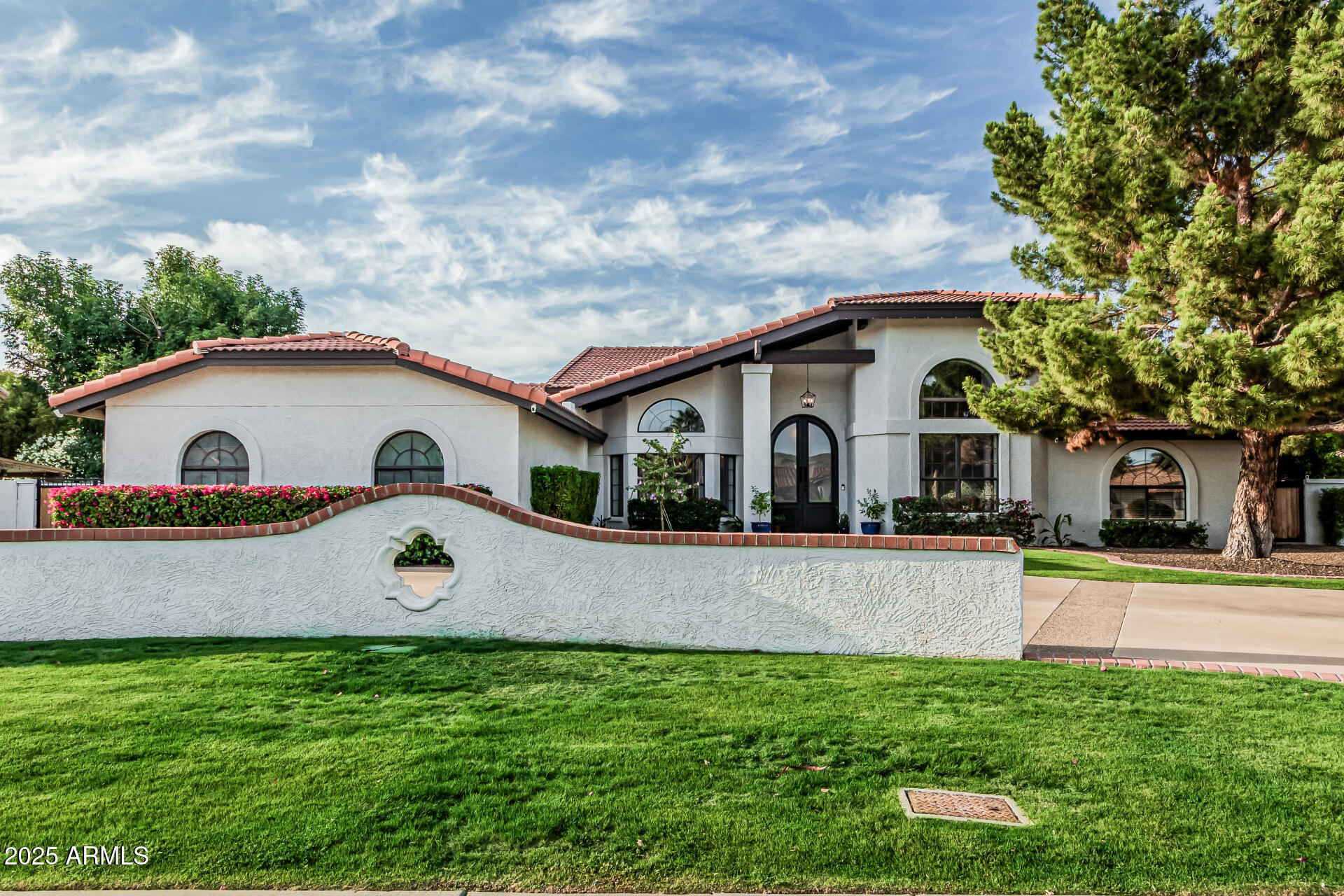 5602 W ALAMEDA Road